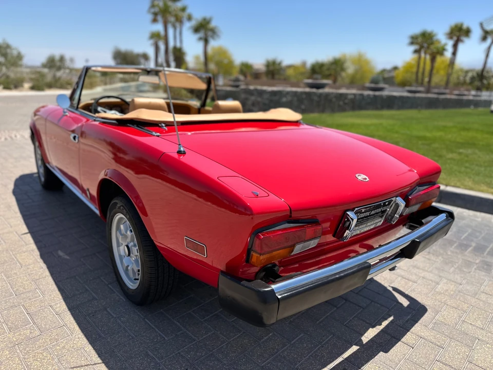 1982 Fiat 124 Sport Spider - Image 30 of 31