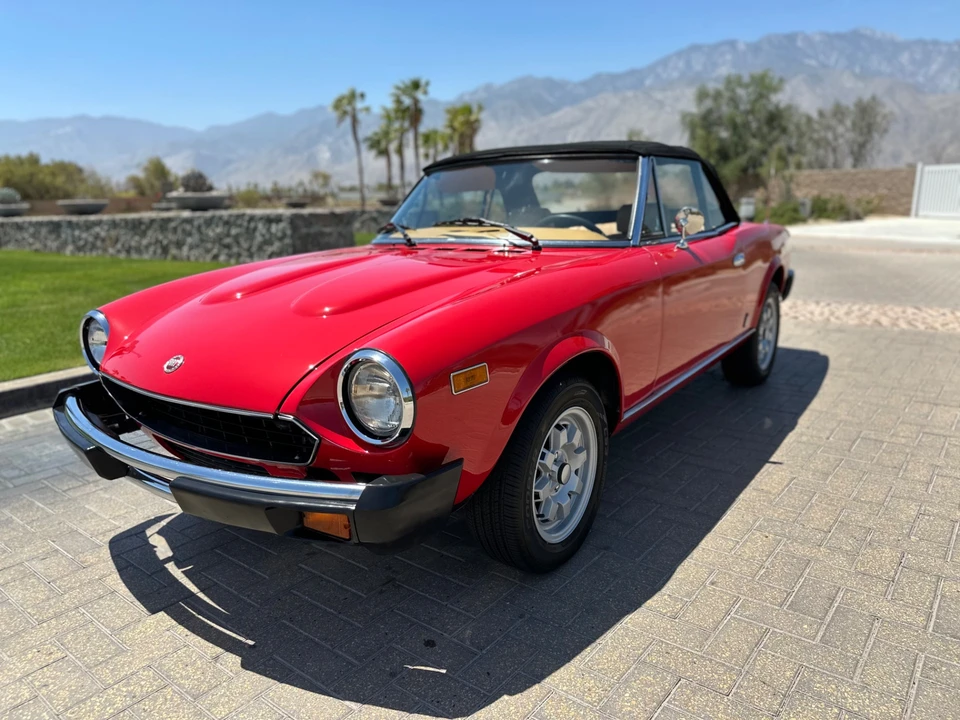 1982 Fiat 124 Sport Spider - Image 3 of 31