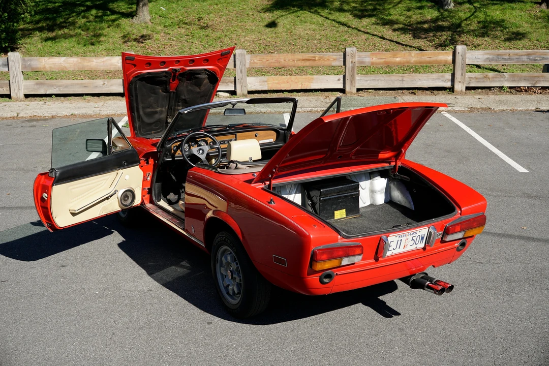 1982 Fiat 124 Sport Spider - Image 23 of 31