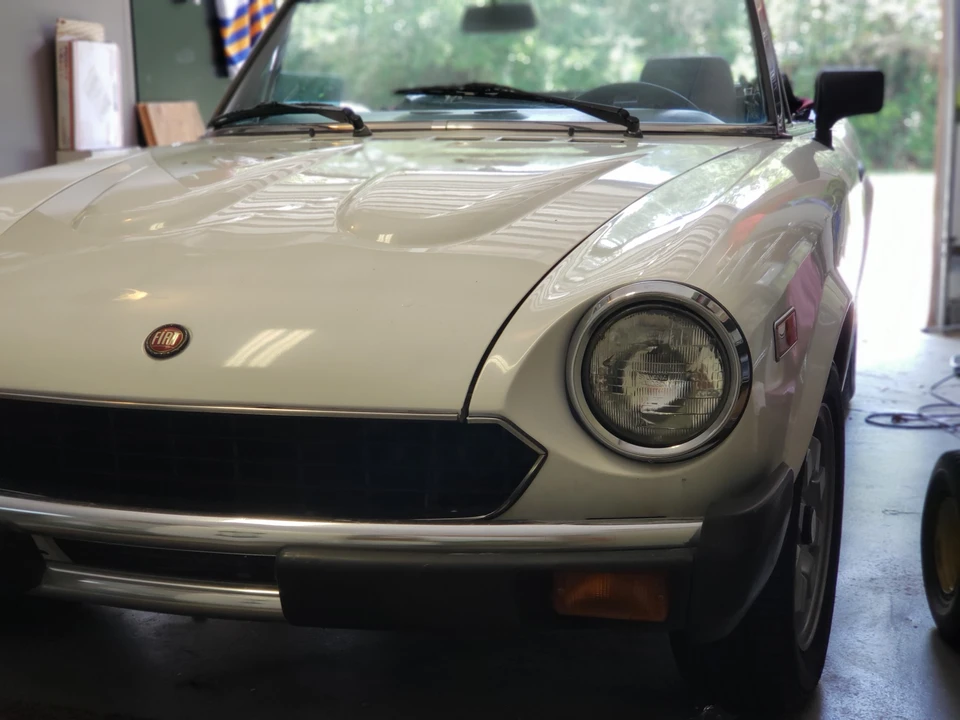 1982 Fiat 124 Sport Spider - Image 21 of 31