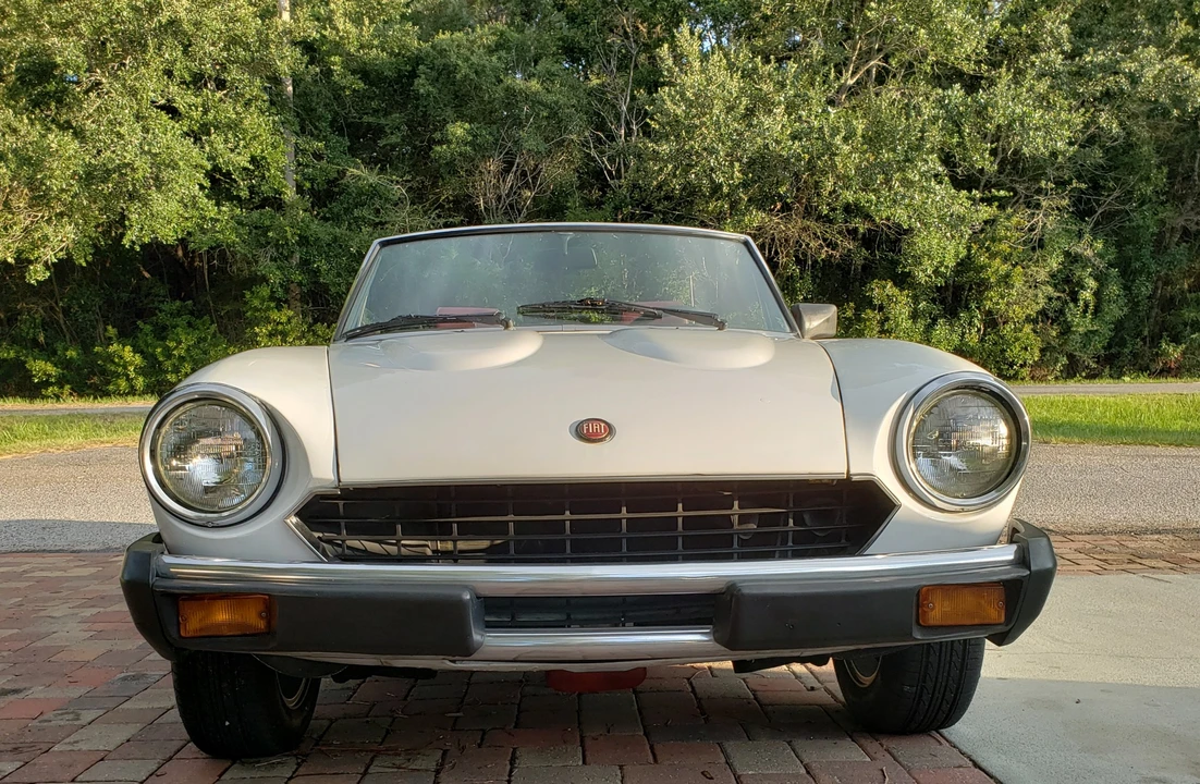 1982 Fiat 124 Sport Spider - Image 26 of 31