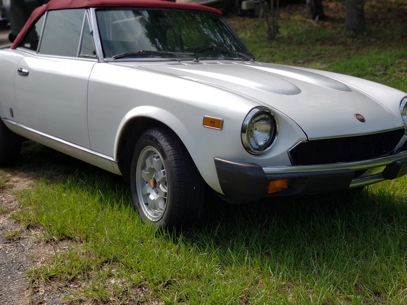 1982 Fiat 124 Sport Spider - Image 12 of 31