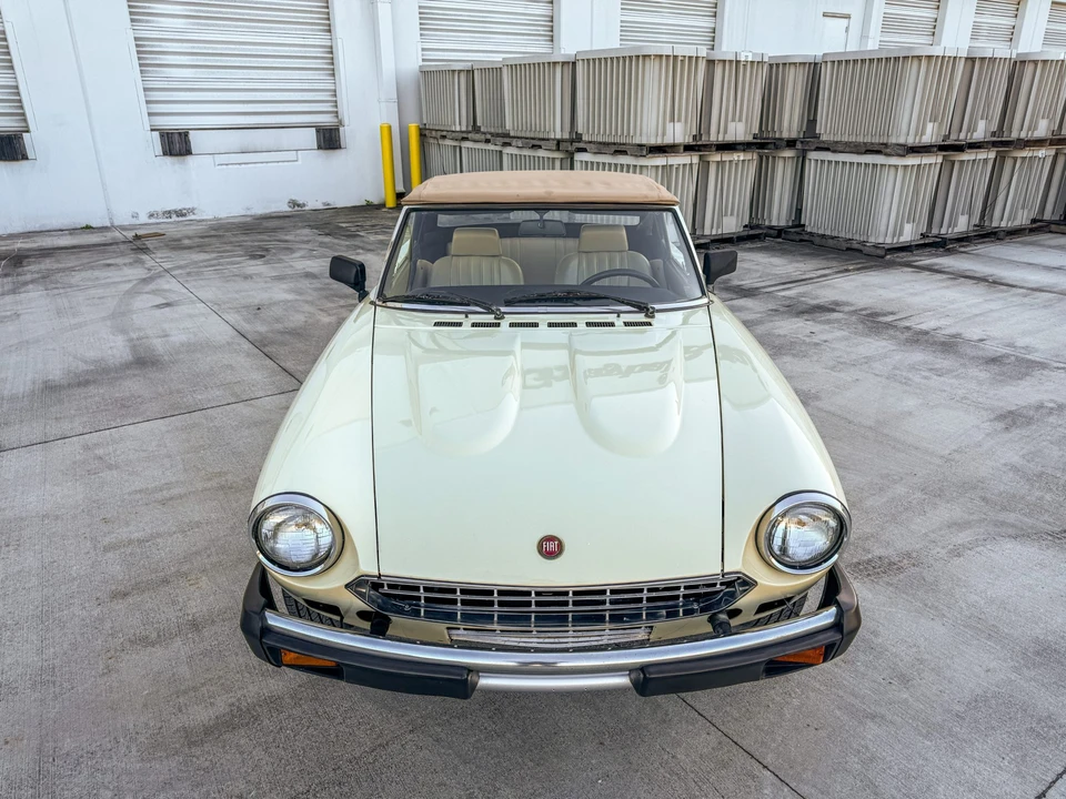 1982 Fiat 124 Sport Spider - Image 7 of 31