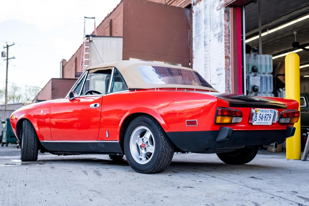 1982 Fiat 124 Sport Spider - Image 4 of 31