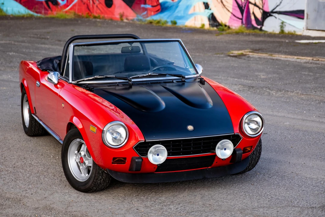 1982 Fiat 124 Sport Spider - Image 31 of 31