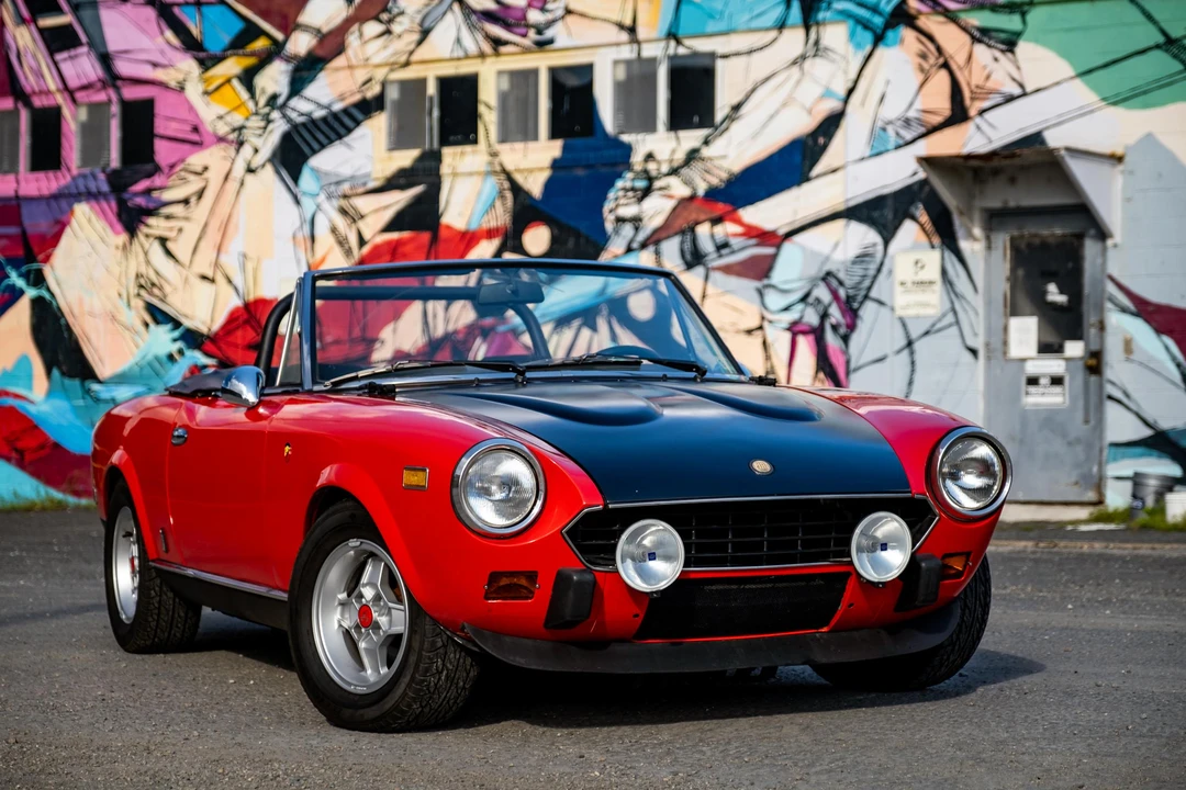 1982 Fiat 124 Sport Spider - Image 29 of 31