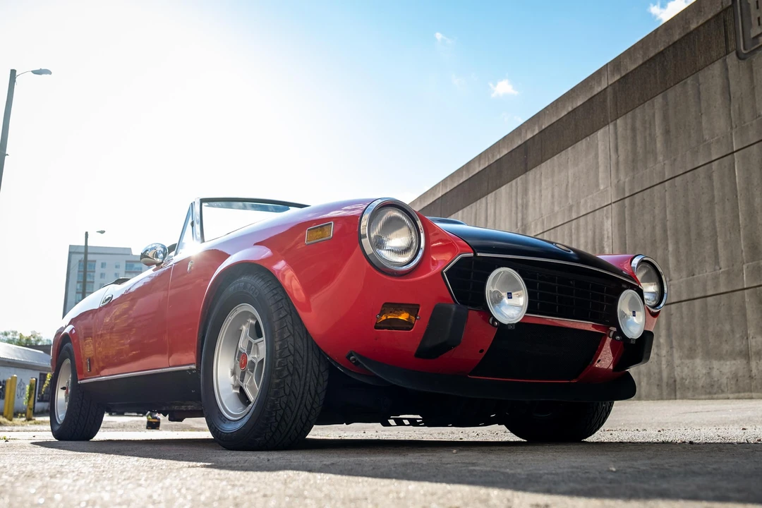 1982 Fiat 124 Sport Spider - Image 25 of 31