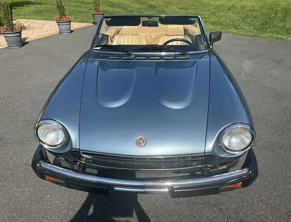 1982 Fiat 124 Sport Spider - Image 2 of 31