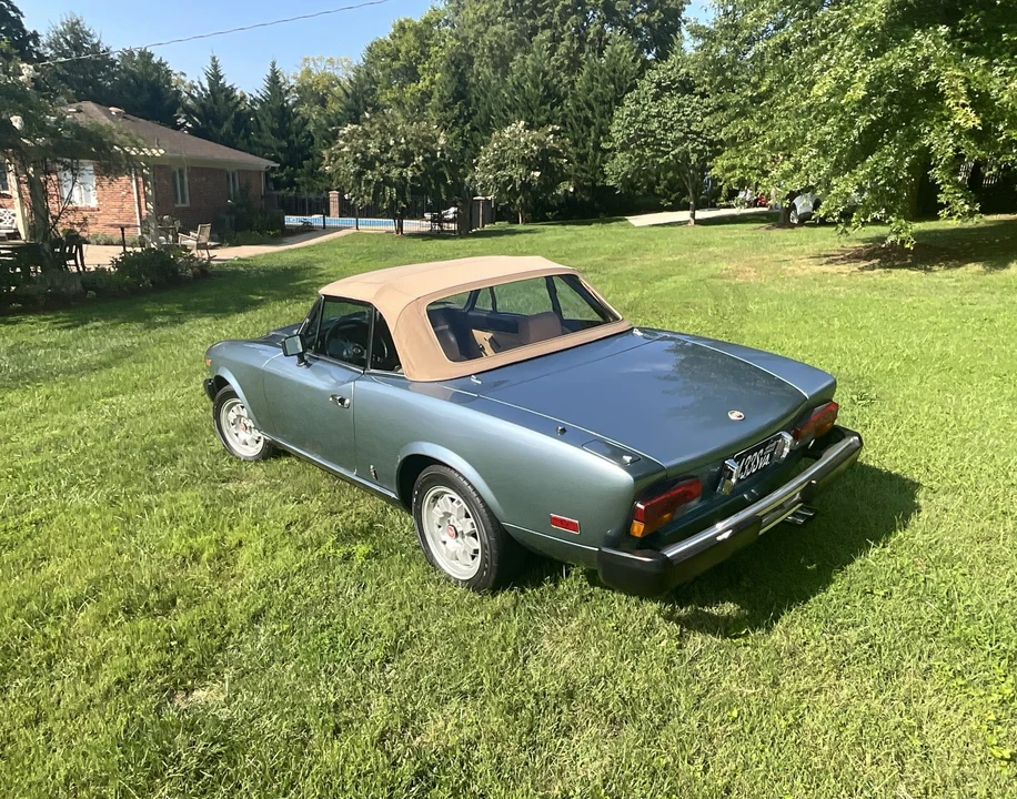 1982 Fiat 124 Sport Spider - Image 10 of 31