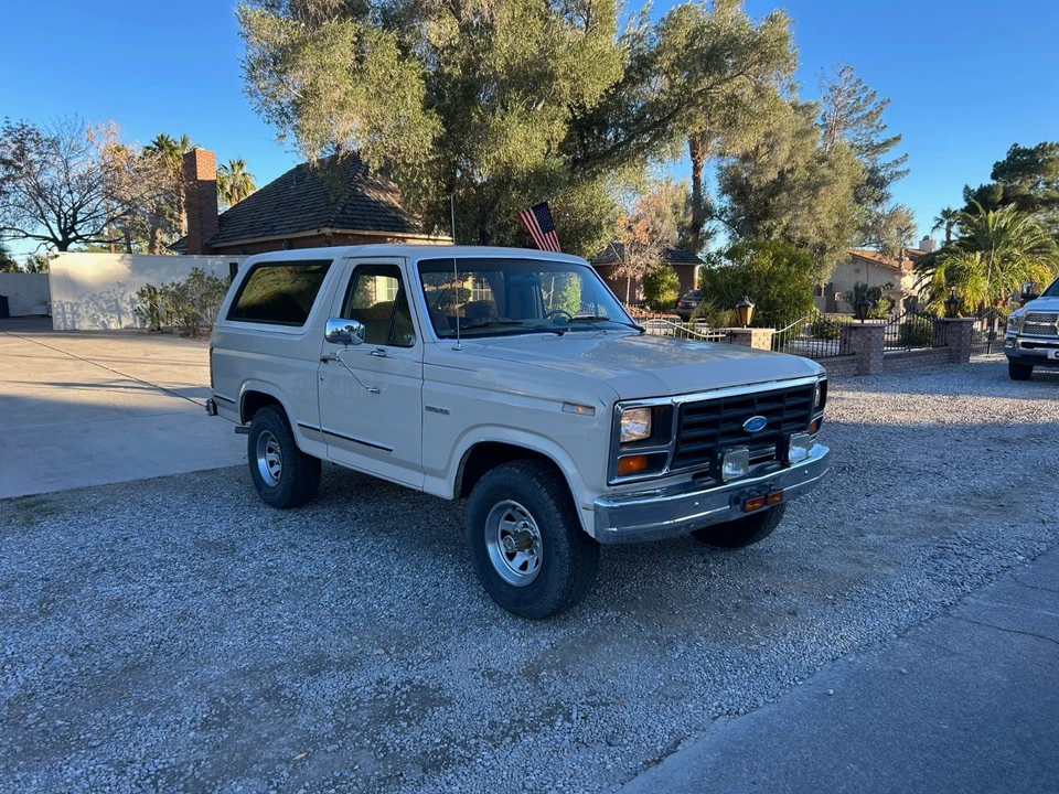 1982 Ford Bronco 3rd Gen - Image 3 of 18
