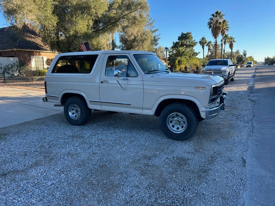 1982 Ford Bronco 3rd Gen - Image 4 of 18