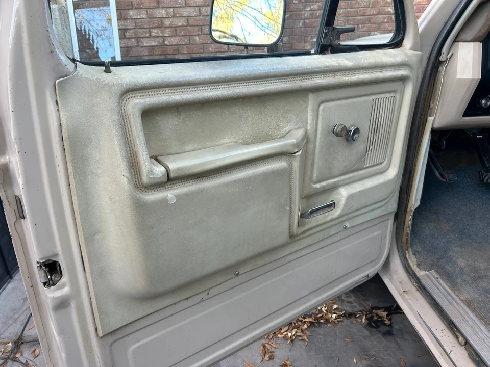1982 Ford Bronco 3rd Gen - Image 15 of 18