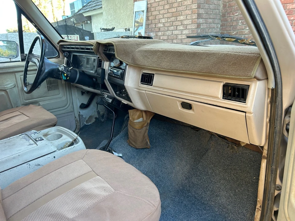 1982 Ford Bronco 3rd Gen - Image 14 of 18
