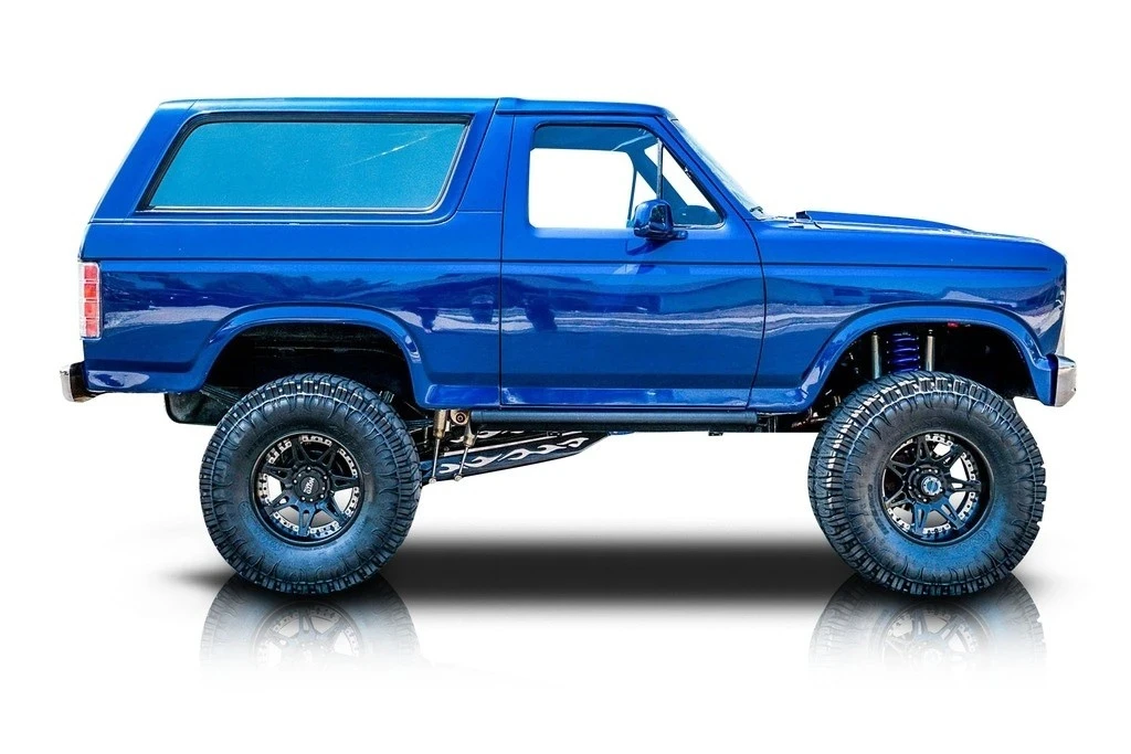 1982 Ford Bronco 3rd Gen - Image 2 of 12