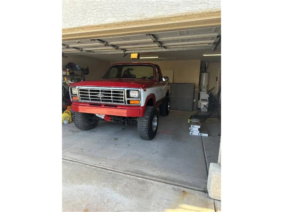 1982 Ford Bronco 3rd Gen - Image 5 of 6