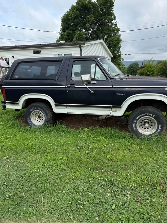 1982 Ford Bronco 3rd Gen - Image 6 of 13