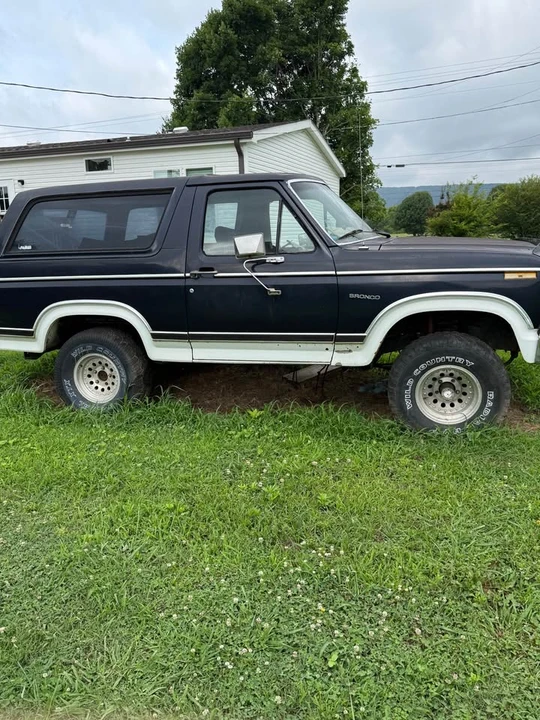 1982 Ford Bronco 3rd Gen - Image 3 of 13