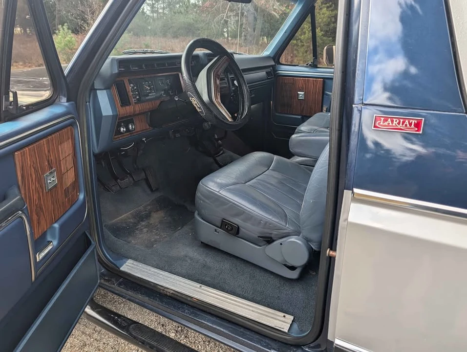 1982 Ford Bronco 3rd Gen - Image 6 of 20