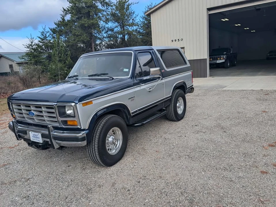 1982 Ford Bronco 3rd Gen - Image 2 of 20