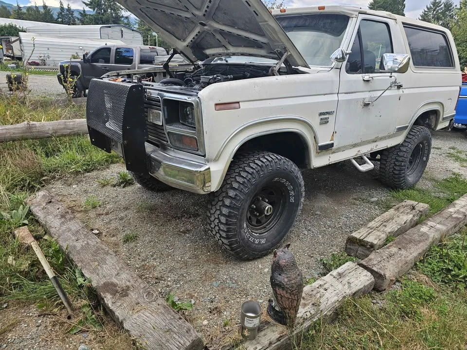1982 Ford Bronco 3rd Gen - Image 2 of 6