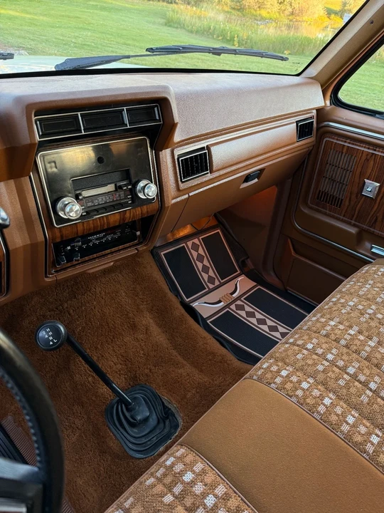 1982 Ford Bronco 3rd Gen - Image 9 of 21