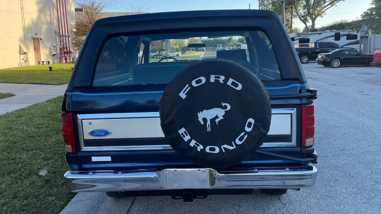 1982 Ford Bronco 3rd Gen - Image 3 of 5