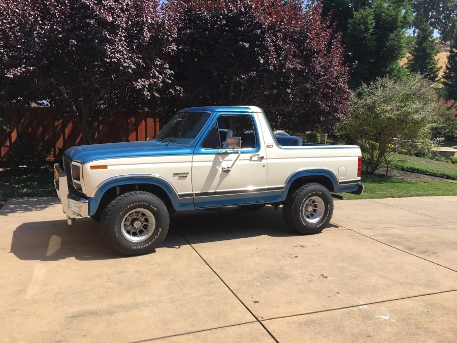 1982 Ford Bronco 3rd Gen - Image 2 of 11