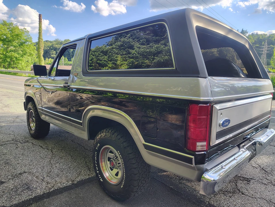 1982 Ford Bronco 3rd Gen - Image 19 of 31