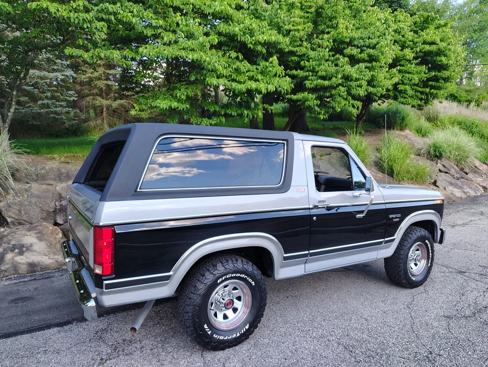 1982 Ford Bronco 3rd Gen - Image 26 of 31