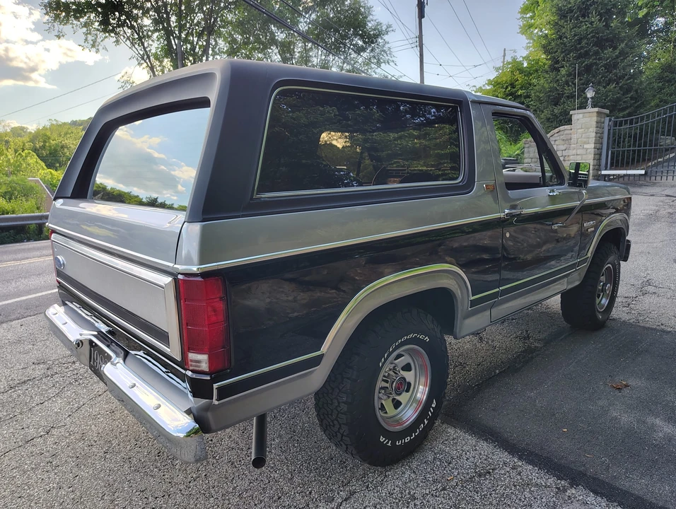 1982 Ford Bronco 3rd Gen - Image 29 of 31