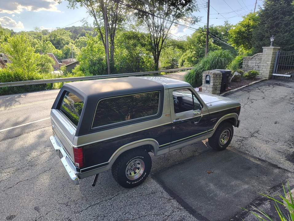 1982 Ford Bronco 3rd Gen - Image 28 of 31