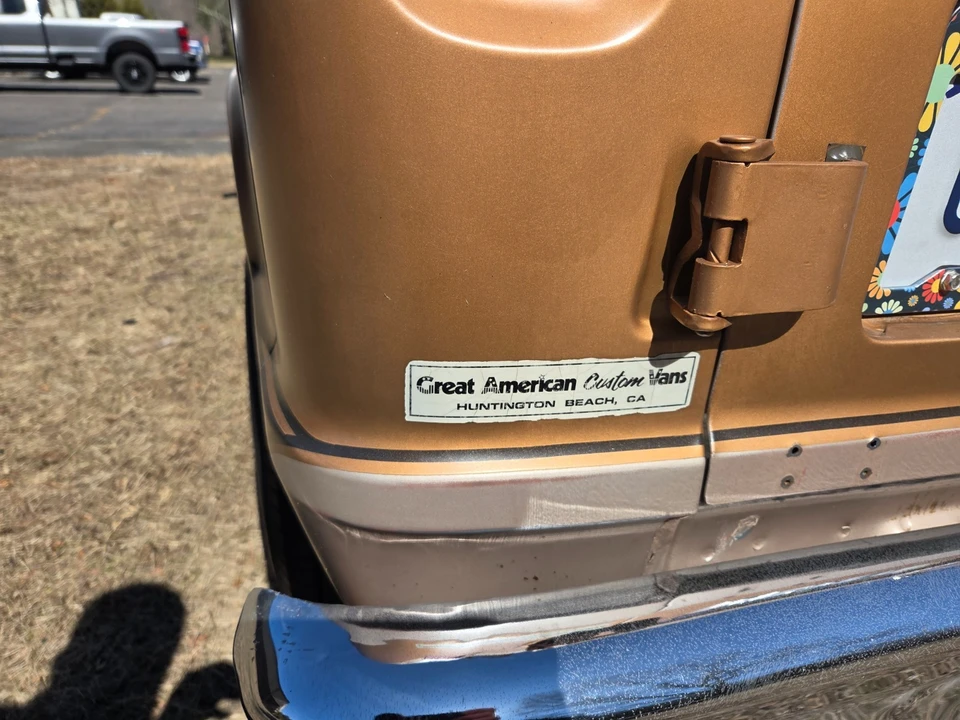 1982 Ford Econoline Van - Image 6 of 16