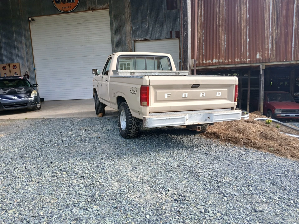 1982 Ford F-Series 7th Gen - Image 2 of 11