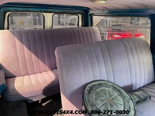 1982 Ford Bronco 3rd Gen - Image 19 of 31