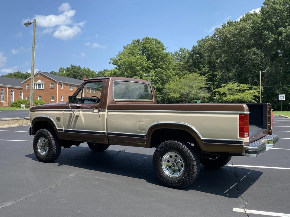 1982 Ford F-Series 7th Gen - Image 13 of 31