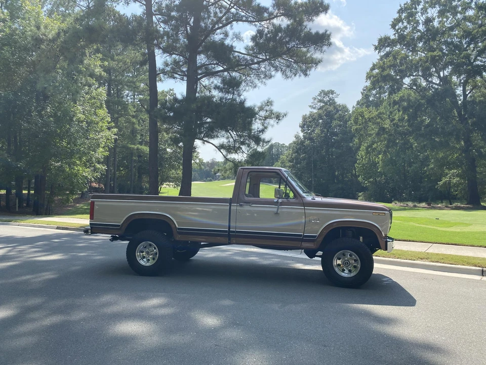 1982 Ford F-Series 7th Gen - Image 9 of 31