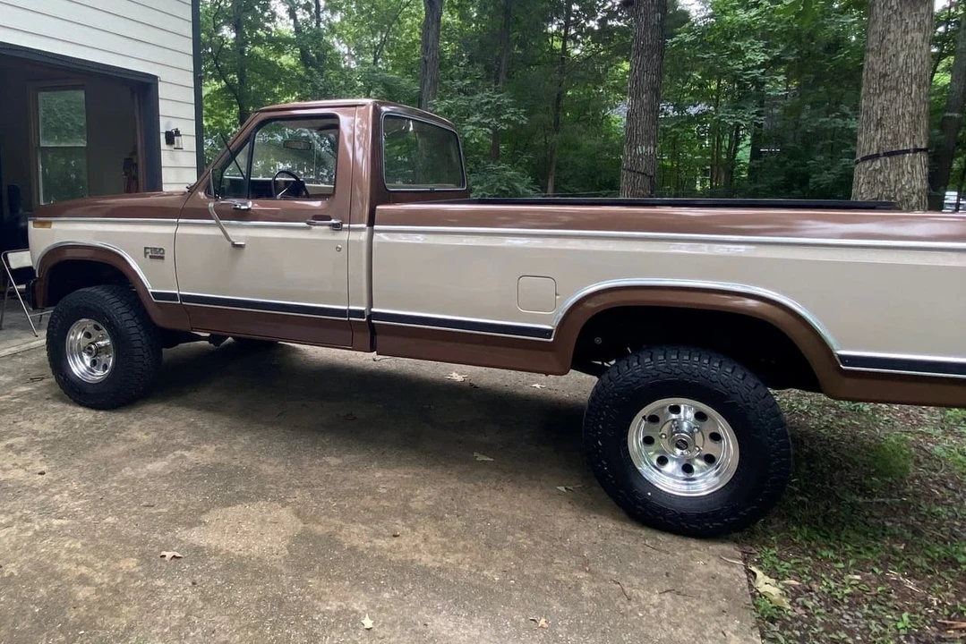 1982 Ford F-Series 7th Gen - Image 22 of 31
