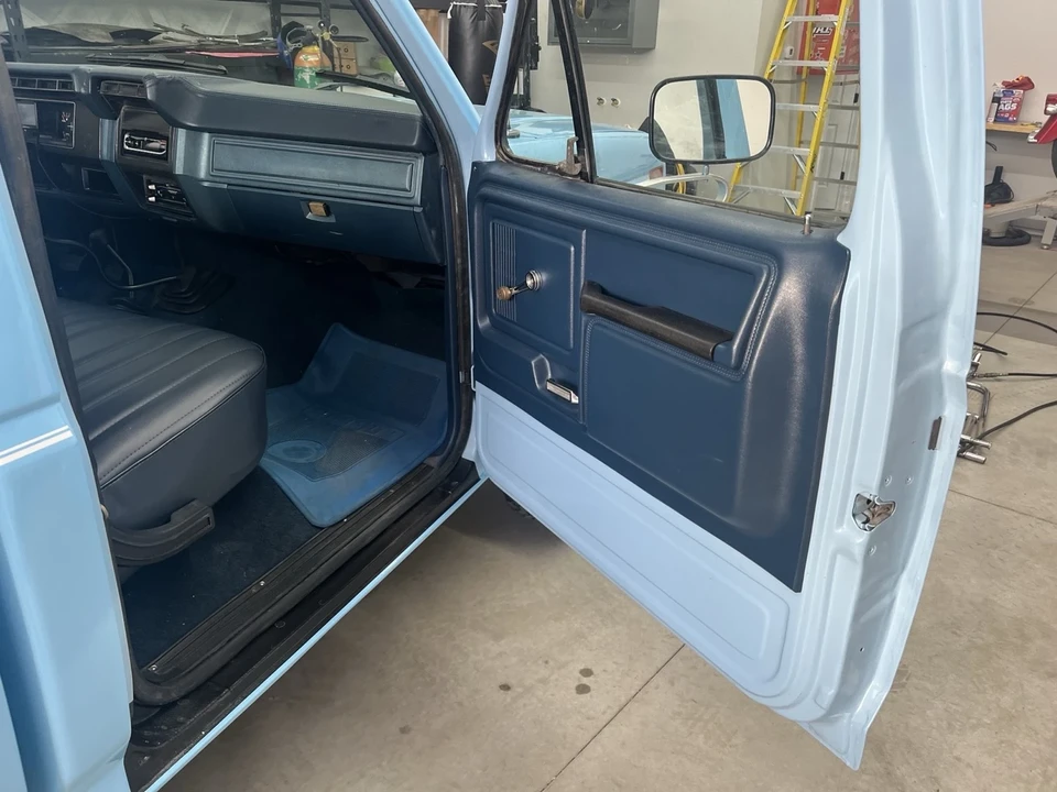 1982 Ford F-Series 7th Gen - Image 12 of 17