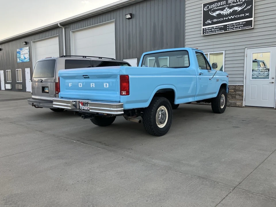 1982 Ford F-Series 7th Gen - Image 2 of 17
