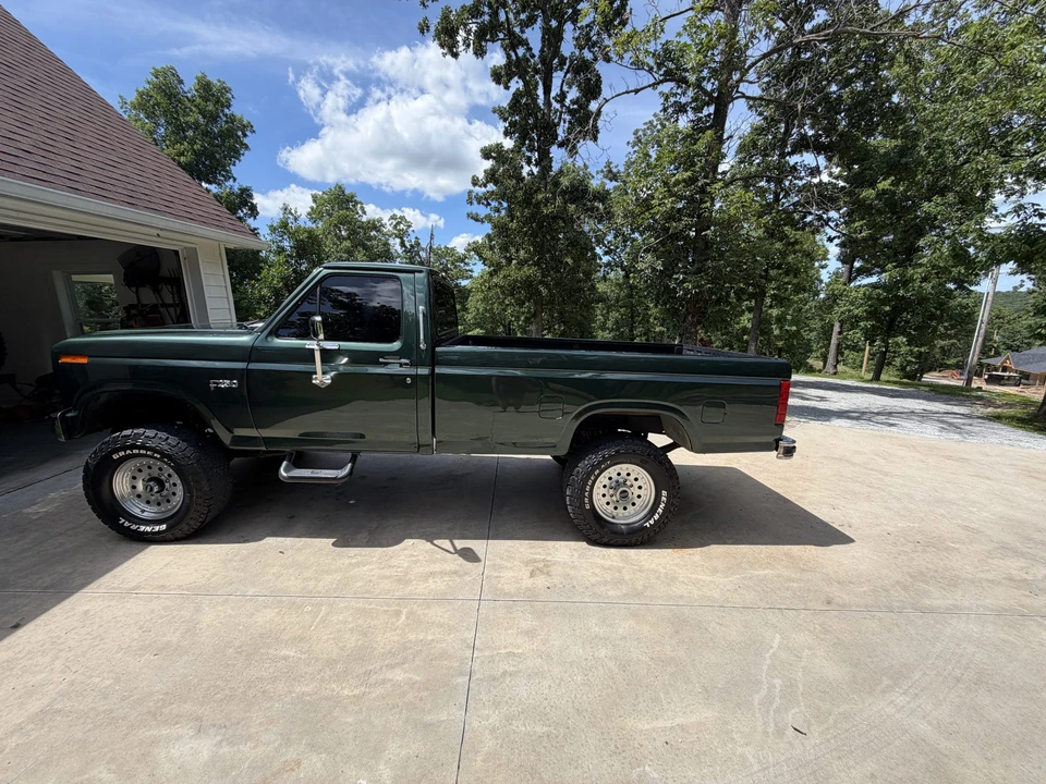 1982 Ford F-Series 7th Gen - Image 15 of 31