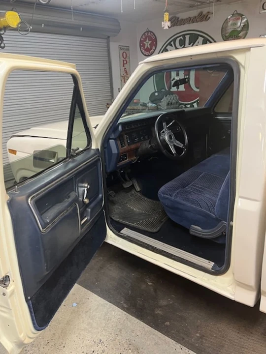 1982 Ford F-Series 7th Gen - Image 11 of 14