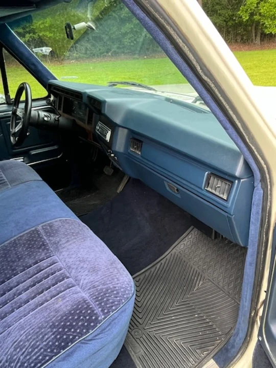 1982 Ford F-Series 7th Gen - Image 15 of 21
