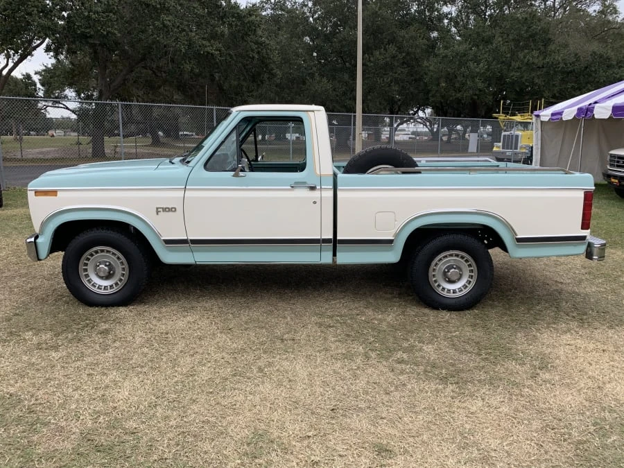 1982 Ford F-Series 7th Gen - Image 2 of 8
