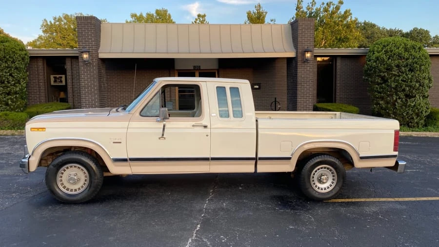 1982 Ford F-Series 7th Gen - Image 2 of 31