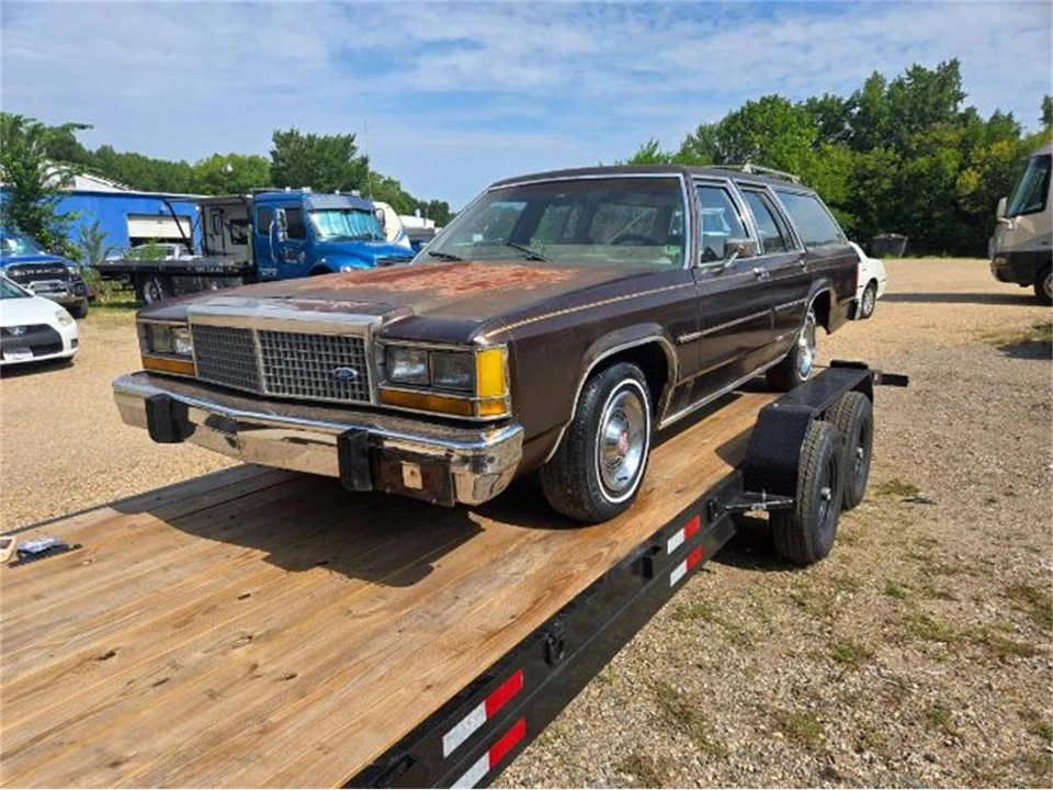 1982 Ford LTD - Image 16 of 20