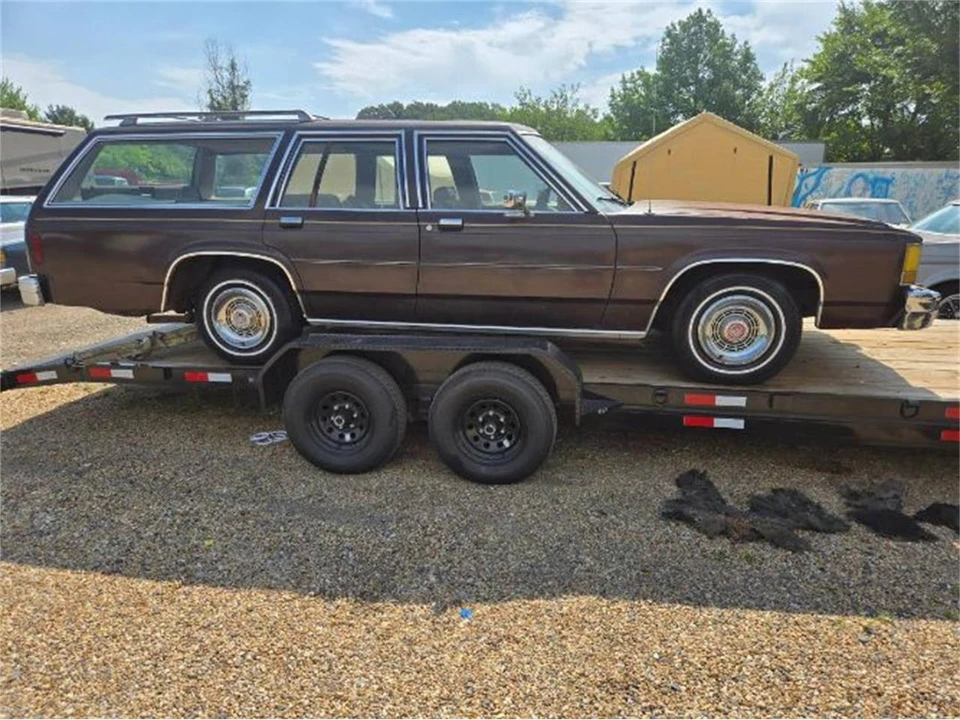 1982 Ford LTD - Image 19 of 20