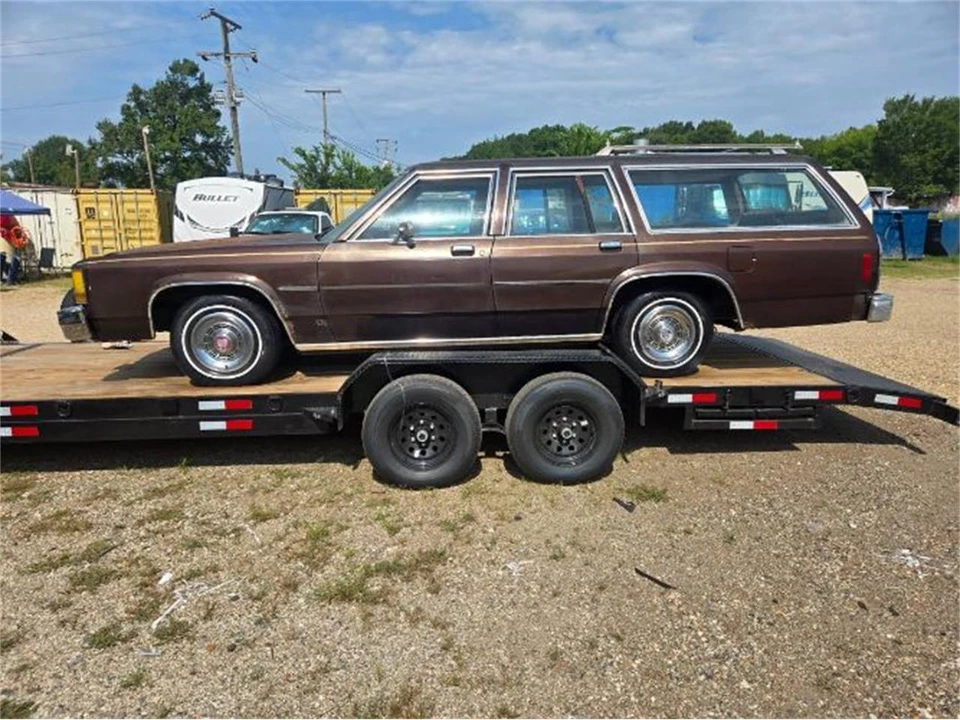 1982 Ford LTD - Image 17 of 20