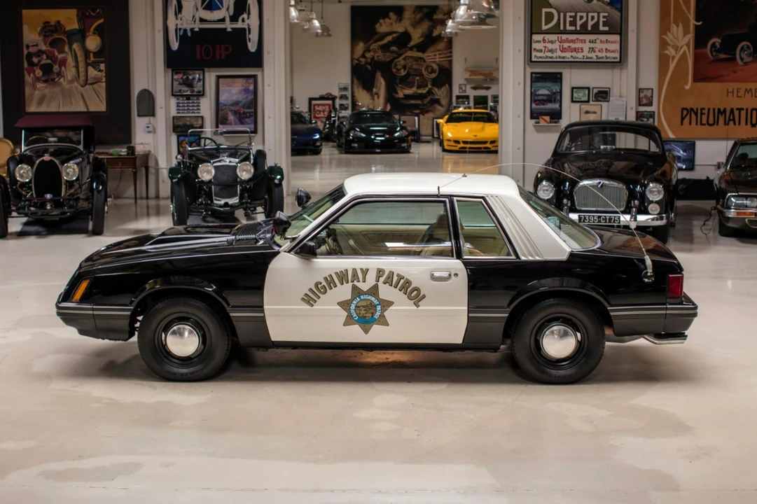 1982 Ford Mustang 3rd Gen - Image 2 of 10