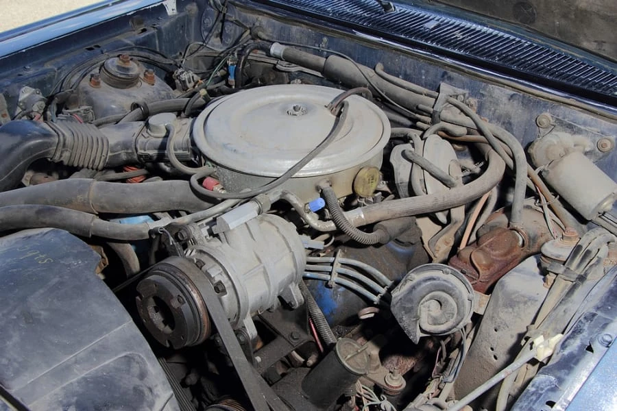 1982 Ford Thunderbird 8th Gen - Image 6 of 12