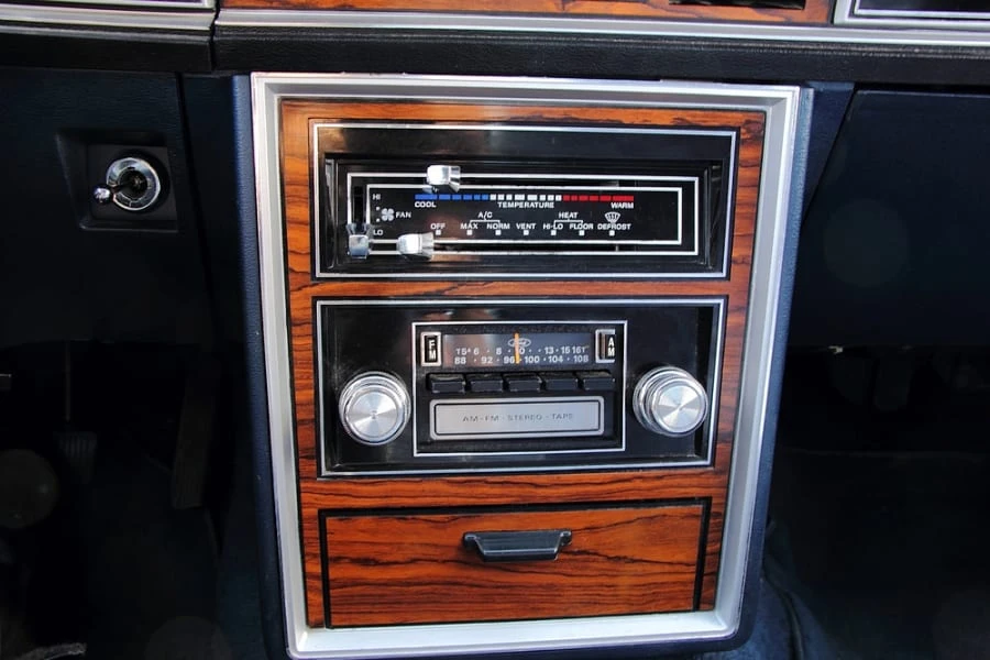 1982 Ford Thunderbird 8th Gen - Image 11 of 12